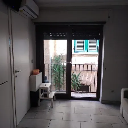 Colombo Apartman *
